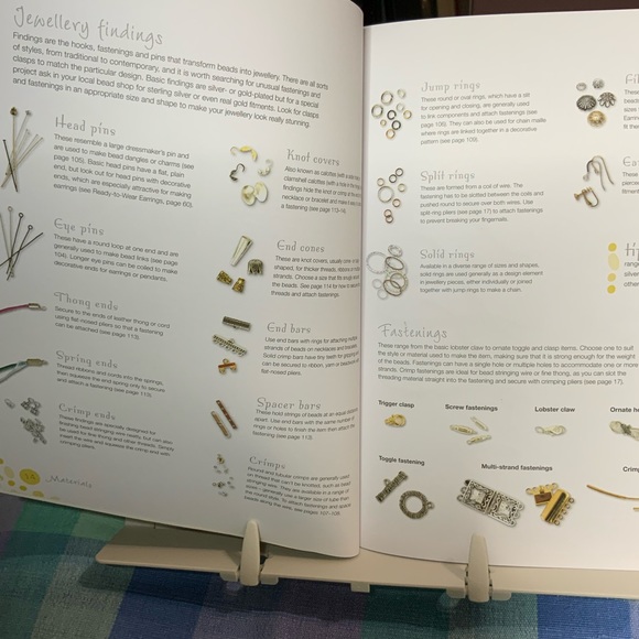 Book - Beaded Treasures By Dorothy Wood - Beaded Jewelry - Picture 7 of 16